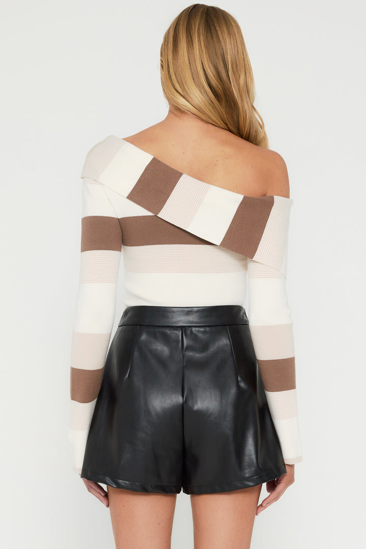 COFFEE KNIT TOP