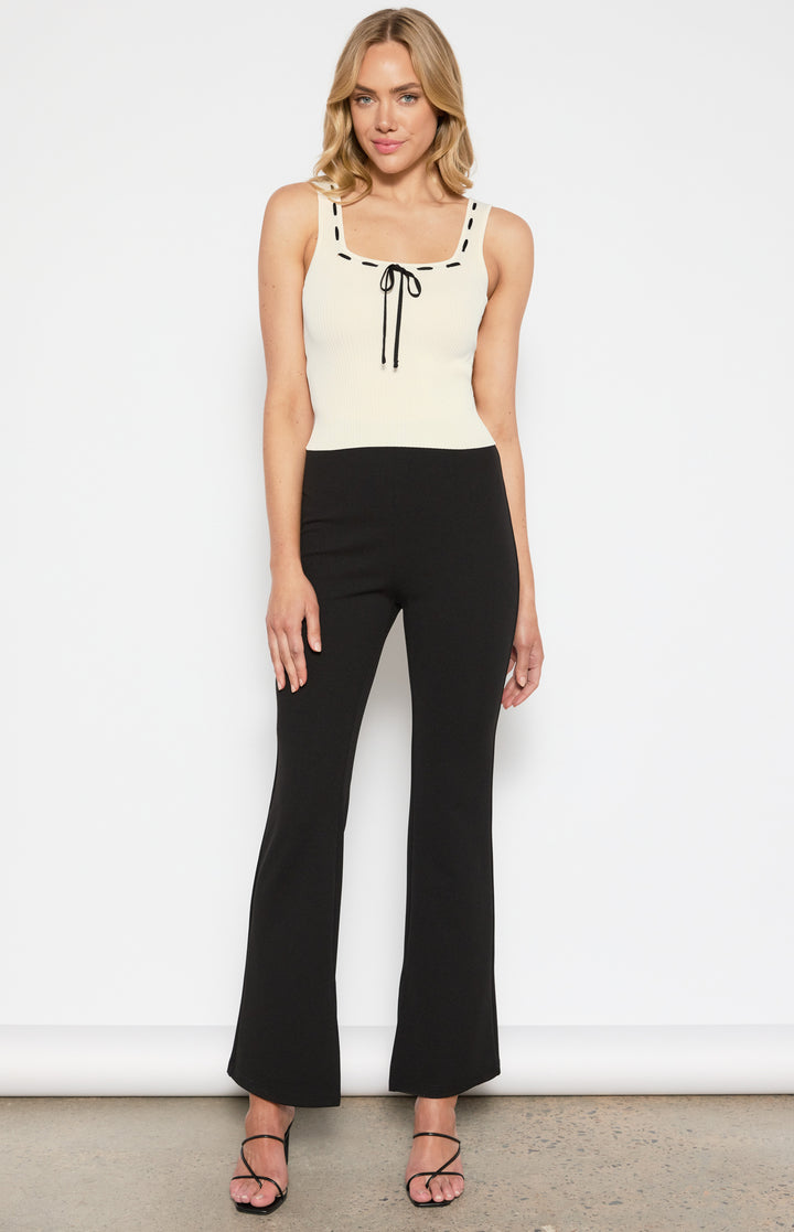 THE DOLL CREAM TOP