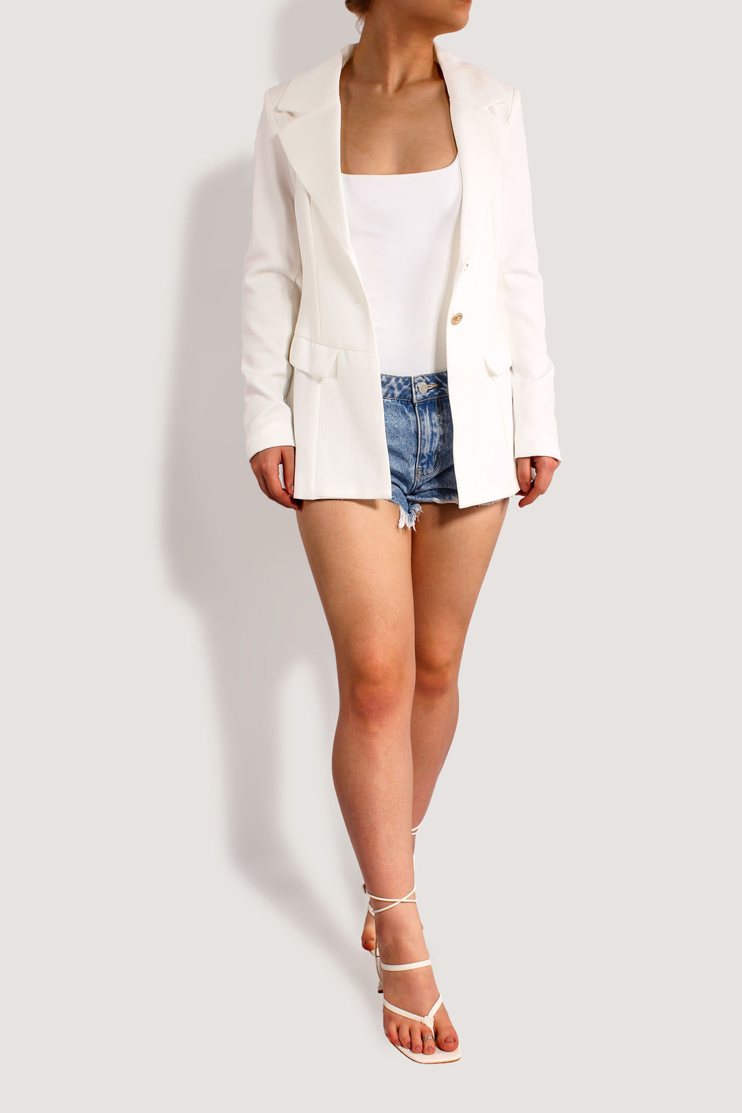 A TWIST OF WHITE CLASSIC JACKET